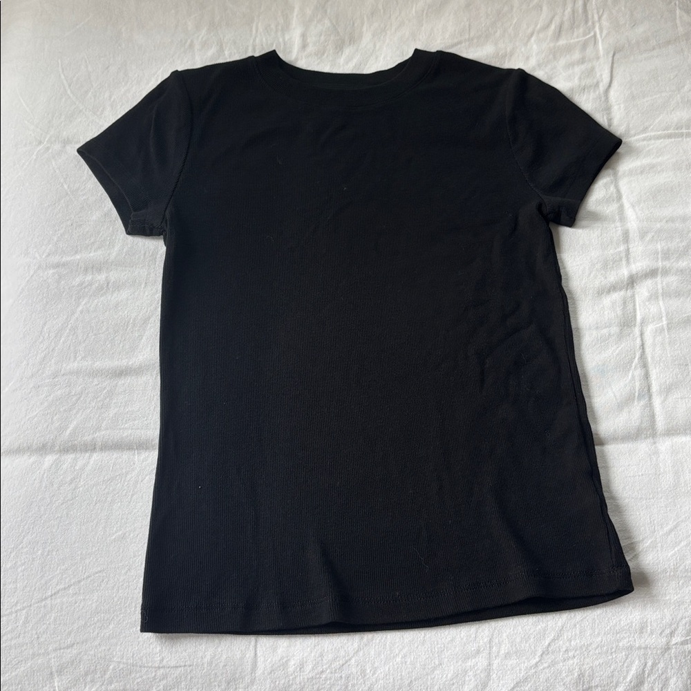 Classic Ribbed Black T-Shirt